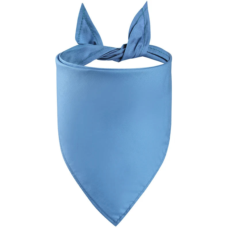 Bandana pour chien de couleur bleu de couleur unie. Image produit Boutiquechien