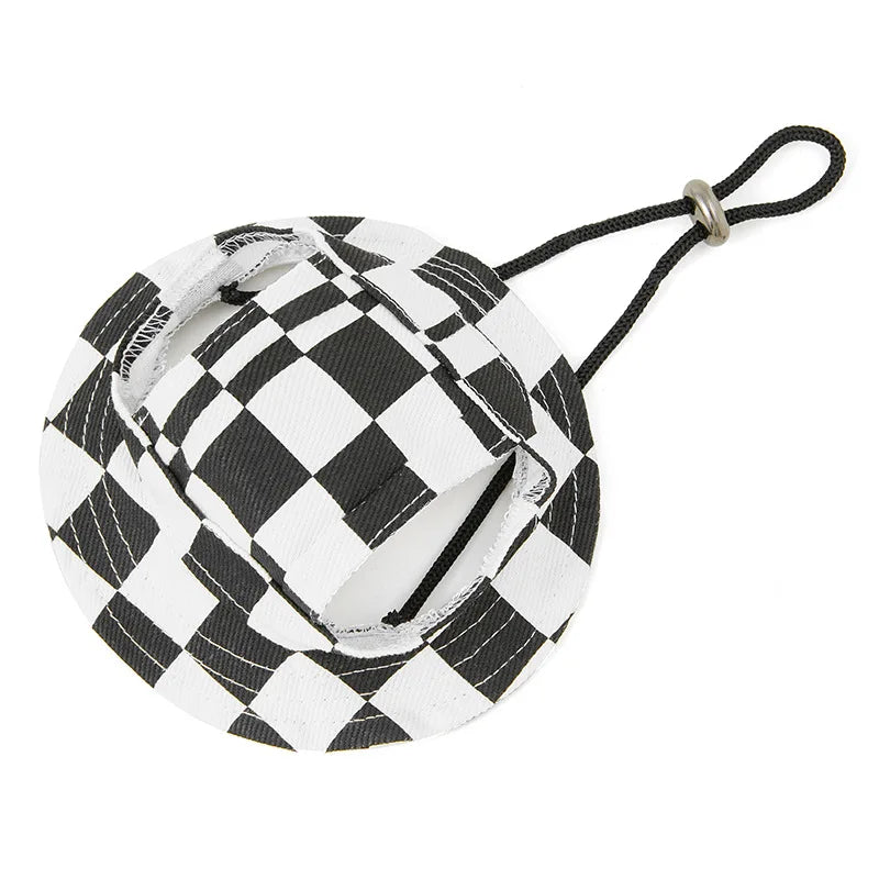 Bob pour chien de couleur noir et blanc à carreaux. Image produit Boutiquechien