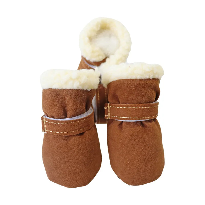 Bottes pour chiens d'hiver de couleur brune avec du rembourrage blanc. Image produit Boutiquechien