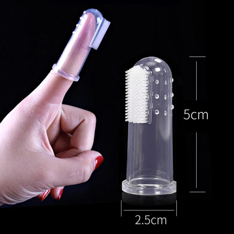Brosse à dent chien transparente avec toutes les tailles. La brosse à dent est au bout du doigt. image produit Boutiquechien
