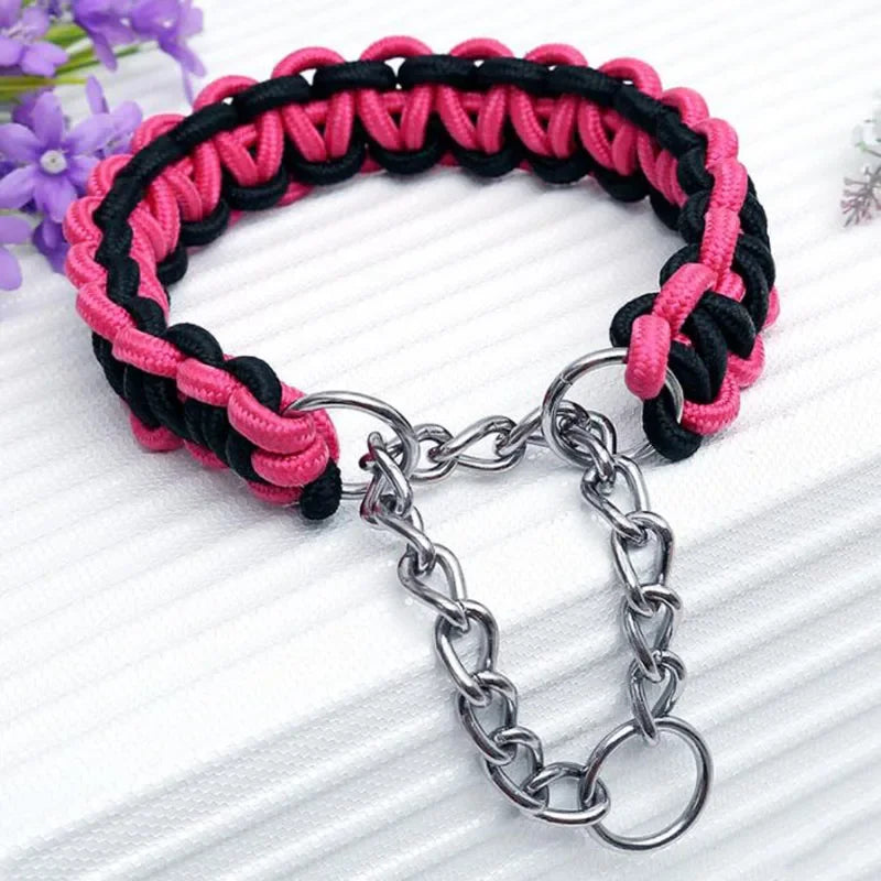 Collier chien étrangleur de couleur rose et noir en nylon . Image produit Boutiquechien