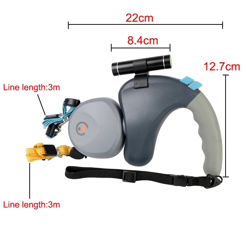 taille de la laisse double de boutiquechien. La dimensions est de 22cm sur 12.7cm. Parfait pour faire la nuit.
