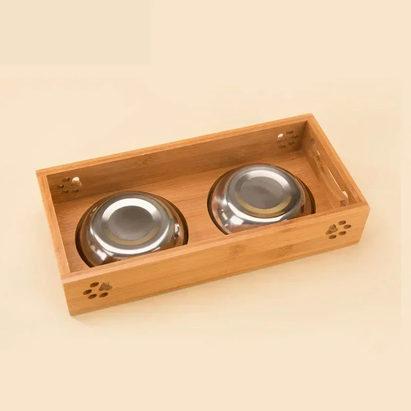 Dos de la gamelle double pour chien avec de l'inoxydable et un support bois. Image produit Boutiquechien