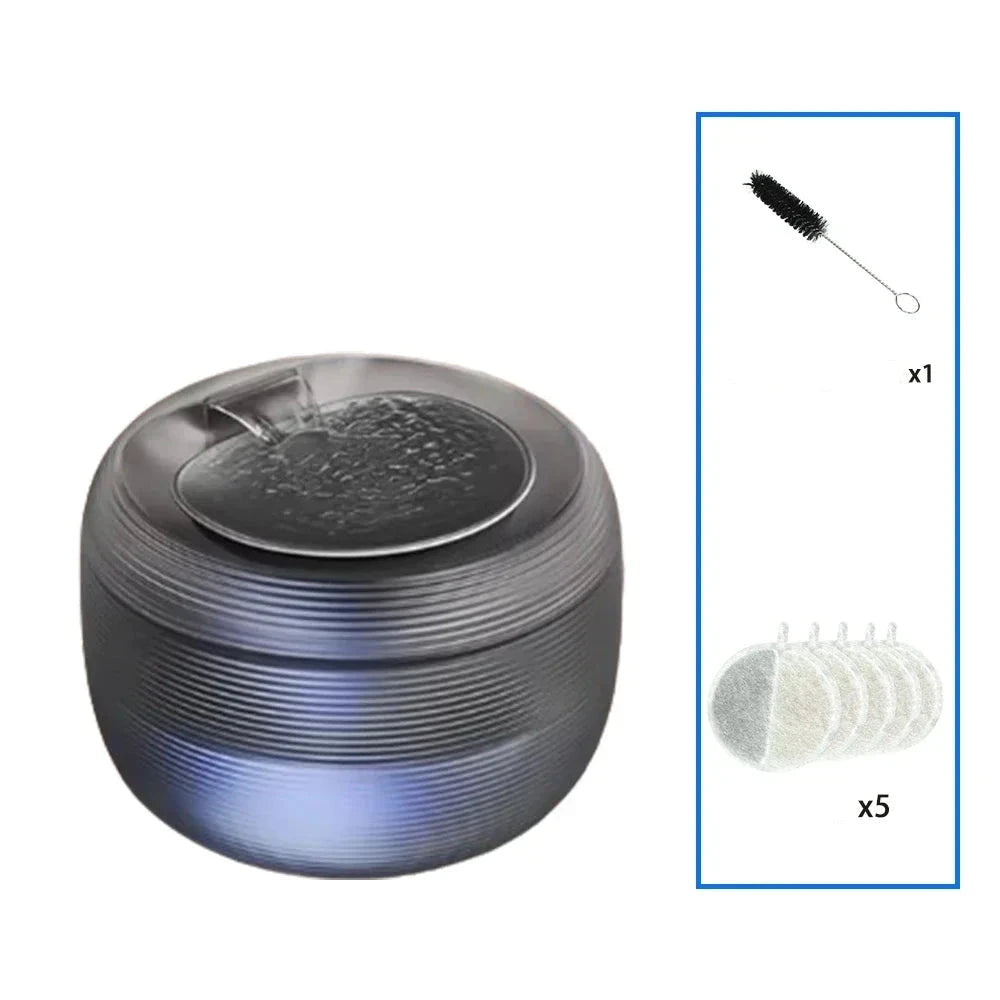 gamelle automatique pour chiot de couleur noir avec 5 filtres et une brosse de nettoyage. Image produit Boutiquechien