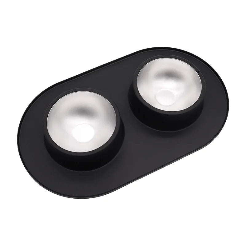gamelle pour chiot anti- dérapant de couleur noir avec bord en caoutchouc. Image produit Boutiquechien