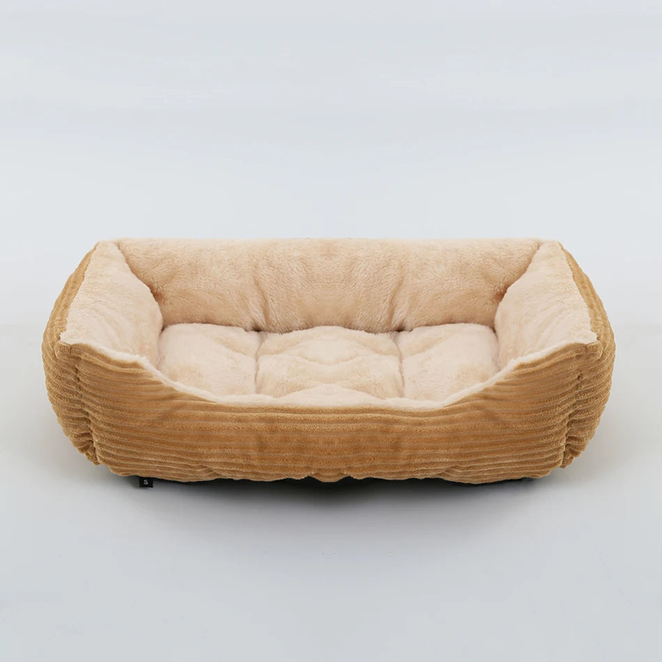 Grand panier pour chien XXL beige et velours rembourré pour un moelleux de qualité supérieur. Panier style velour classe pour grand chien. image produit boutiquechien