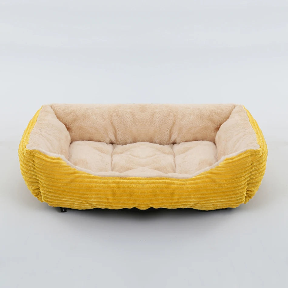 Grand panier pour chien XXL jaune rembourré pour un moelleux de qualité supérieur. Panier style velour classe pour grand chien. image produit boutiquechien