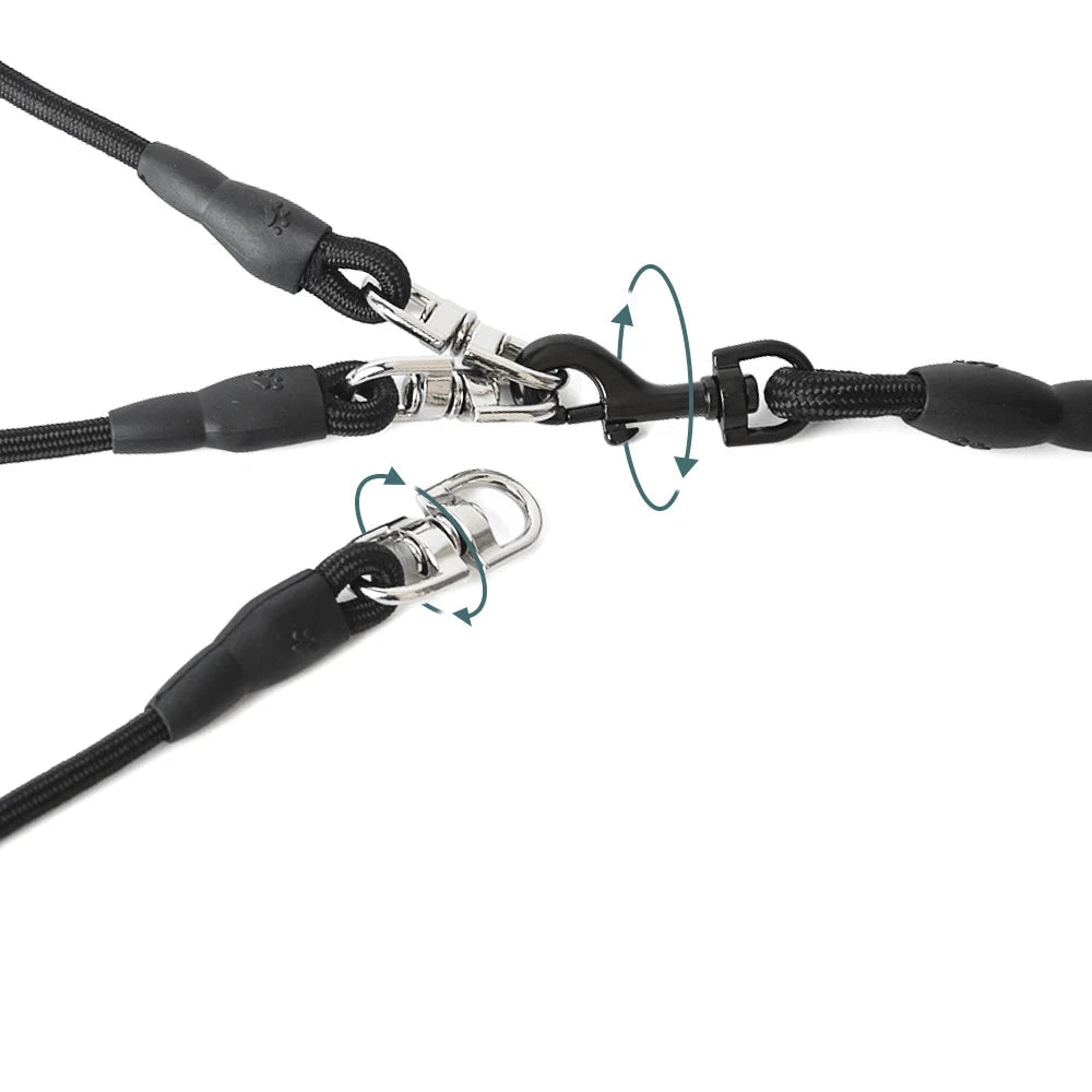 Laisse chien nylon de couleur noir resistant et durable. La laisse peut être une laisse triple à 360°. Produit de Boutiquechien