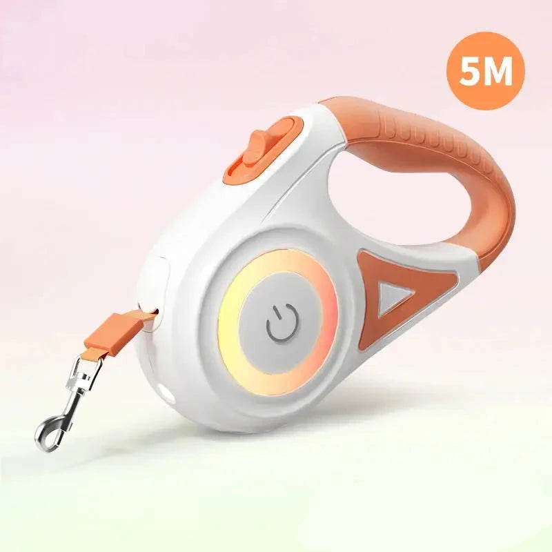 Laisse enrouleur de couleur orange et blanc mesurant 5m. Parfait pour maintenir votre chien de nuit avec sa lampe. Image produit Boutiquechien