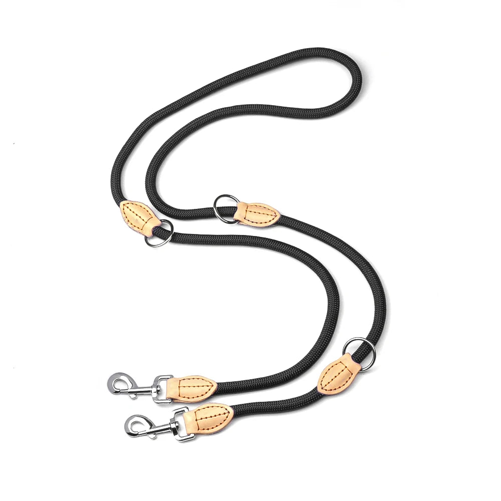 laisse en nylon pour chien de couleur noir renforcé. La laisse lasso est pratique pour promener votre chien. Image produit Boutiquechien