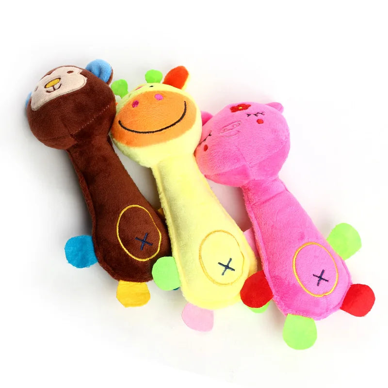 peluche animaux pour Chien de seige, girafe et cochon. Les peluches sont de Boutiquechien
