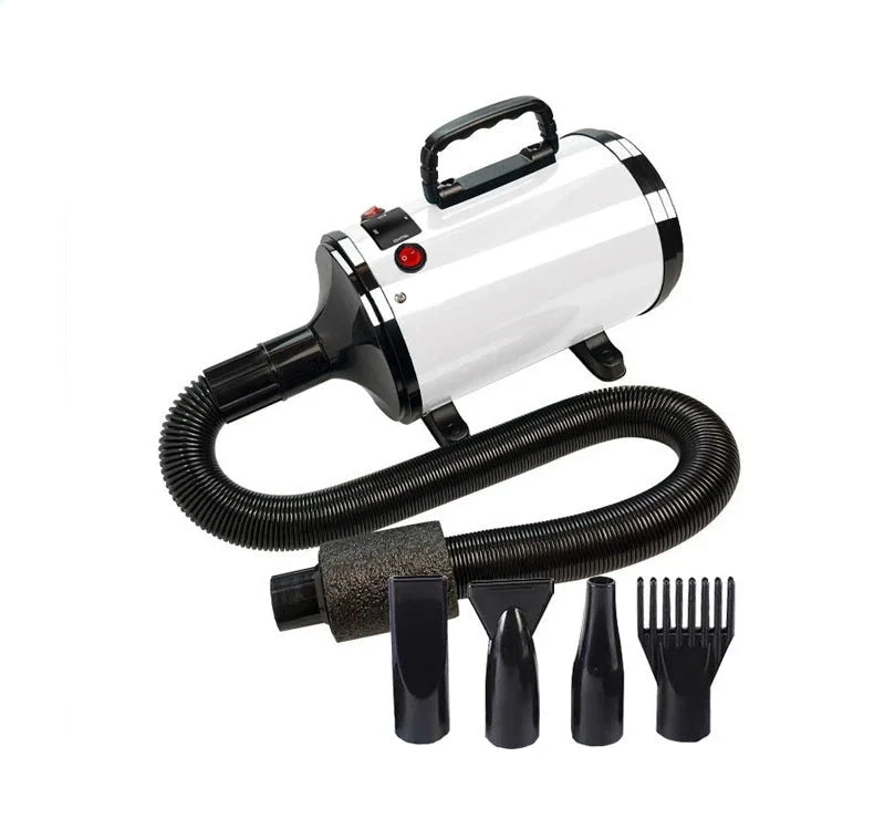 Pulseur chien blanc et noir avec différentes buses pour sécher votre chine parfaitement. Le pulseur possède une poignée noir. Image produit Boutiquechien