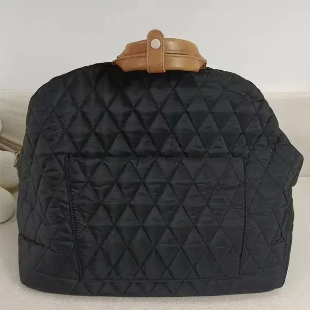 sac pour chien de couleur noir et élégant avec des poignées brun. Image produit Boutiquechien