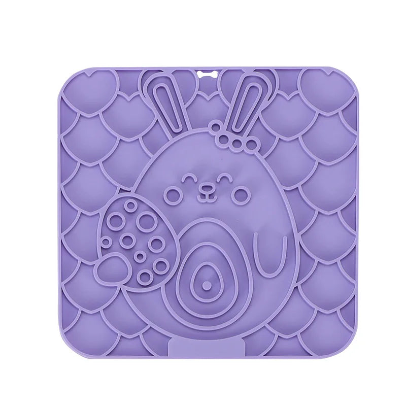 Tapis pour chien anti glouton de couleur violet en forme de lapin de pâque. Image produit Boutiquechien