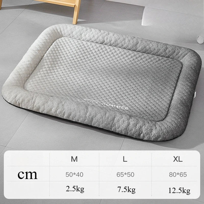 dimensions total du tapis chien gris et noir rafraîchissant avec dimensions total. Image produit Boutiquechien