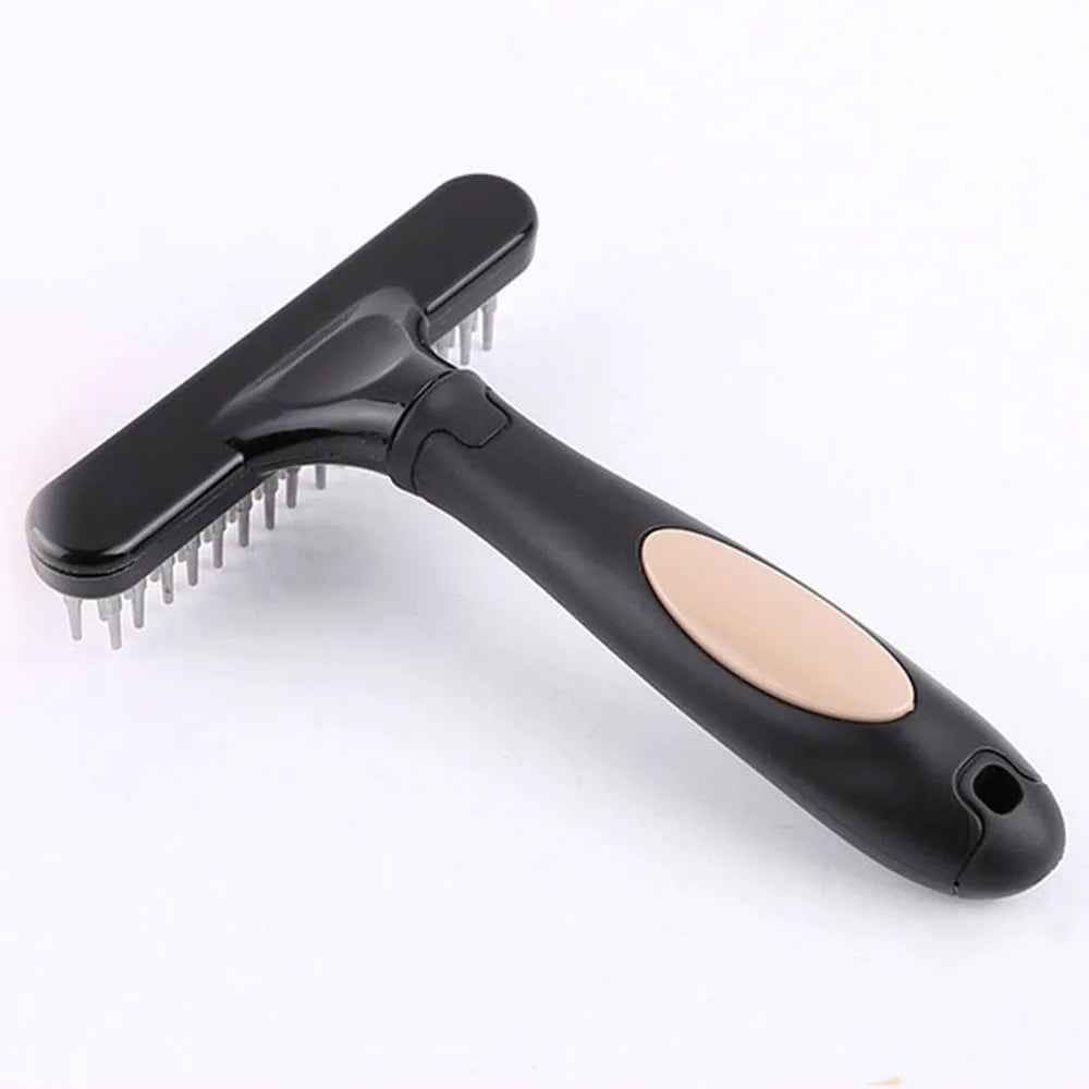 Brosse démêlante de couleur noir et rose pour démêler les poils de son chien. Image produit Boutiquechien