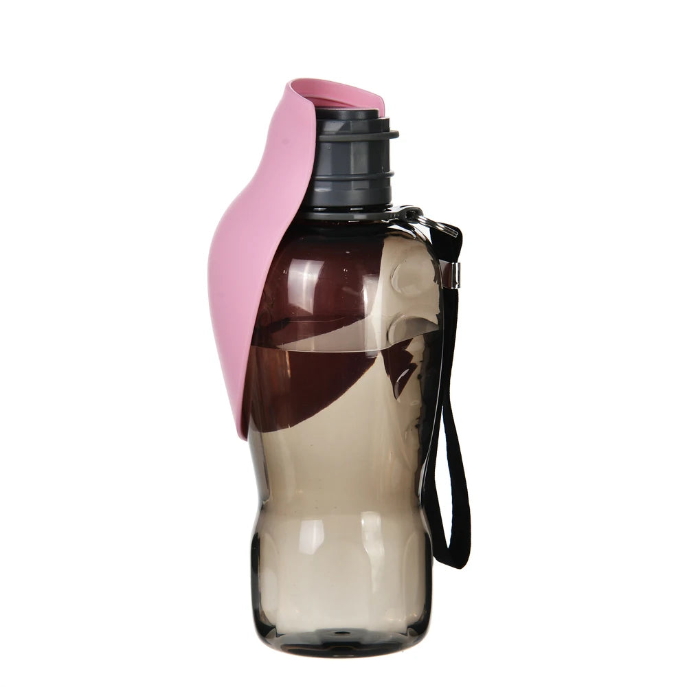 Gourde pour chien à eau de couleur noir et rose parfait pour les promenades avec son chien. Image produit Boutiquechien