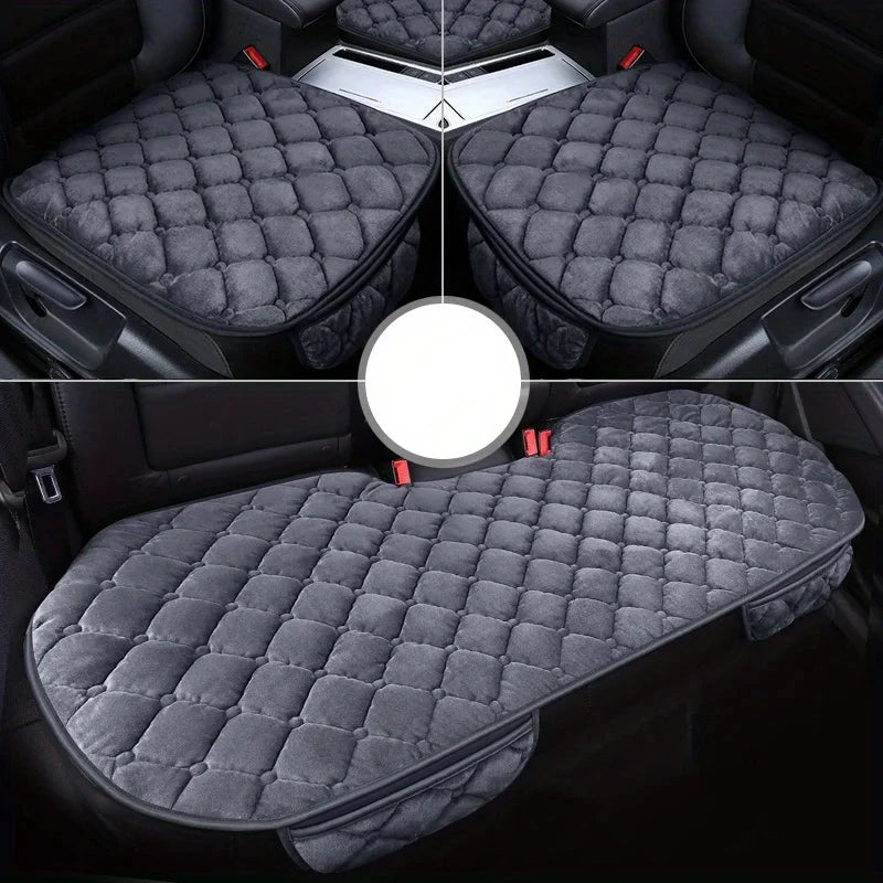 Lot de tapis de protection pour chien de couleur gris pour protéger les sièges de voitures en toutes classe. Les tapis de protections pour chien sont anti-dérapants et compatible avec tous les sièges. Image produit Boutiquechien
