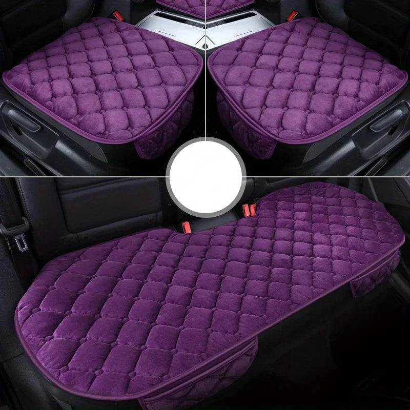 Lot de tapis de protection pour chien de couleur violet pour protéger les sièges de voitures en toutes classe. Les tapis de protections pour chien sont anti-dérapants et compatible avec tous les sièges. Image produit Boutiquechien