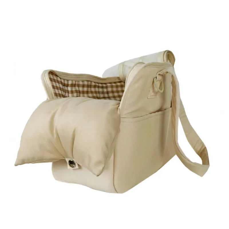 sac de transport de couleur blanc pour petit chien de couleur blanc moelleux. Image produit Boutiquechien