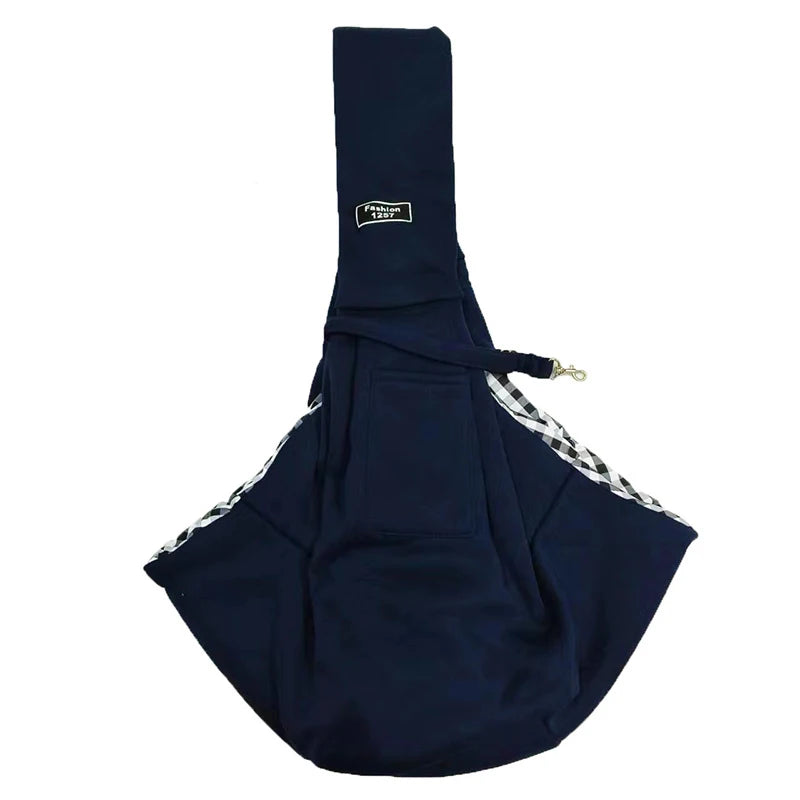 Sac pour chien noir avec des carreaux blanc et blanc. Le sac pour chien est de couleur noir avec une attache dans le sac. Image produit Boutiquechien