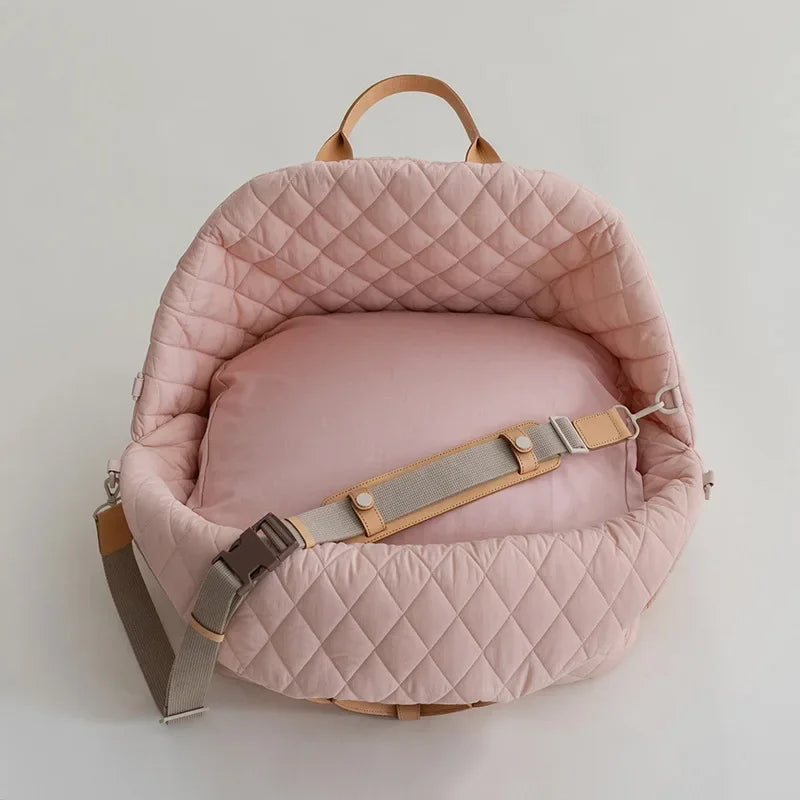 Sac pour chien design rembourré vue du dessus avec une sangle verte. Image produit Boutiquechien