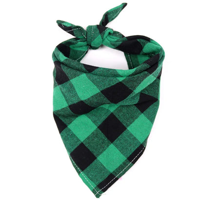 Bandana pour chien à carreau de couleur vert et noir pour les chiens. Image produit boutiquechien