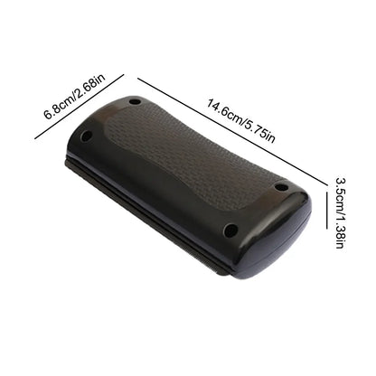 Brosse magique chien avec les dimensions total 