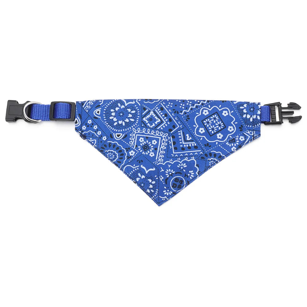 Collier bandana chiot de couleur bleu et blanc