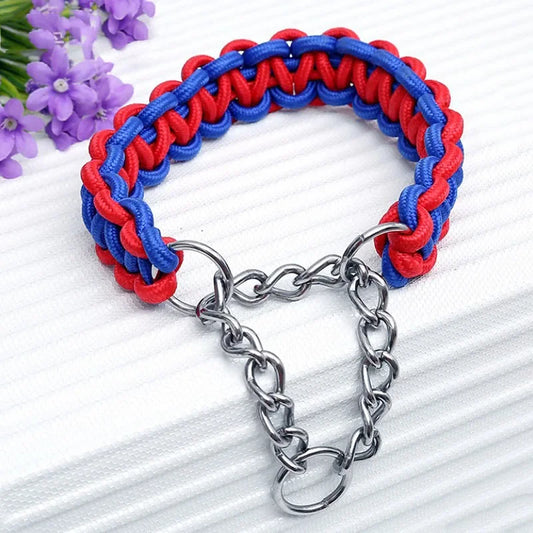 Collier chien étrangleur de couleur bleu et rouge. Image produit Boutiquechien