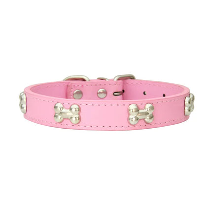 collier cuir rose clair avec médaillons en forme d'os. Image produit Boutiquechien