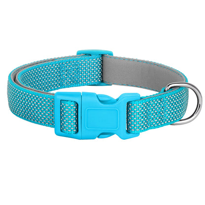 Collier chien bleu réfléchissant pour chiot et petit chien. Collier parfait pour voir votre chien dans le noir. Image produit Boutiquechien 