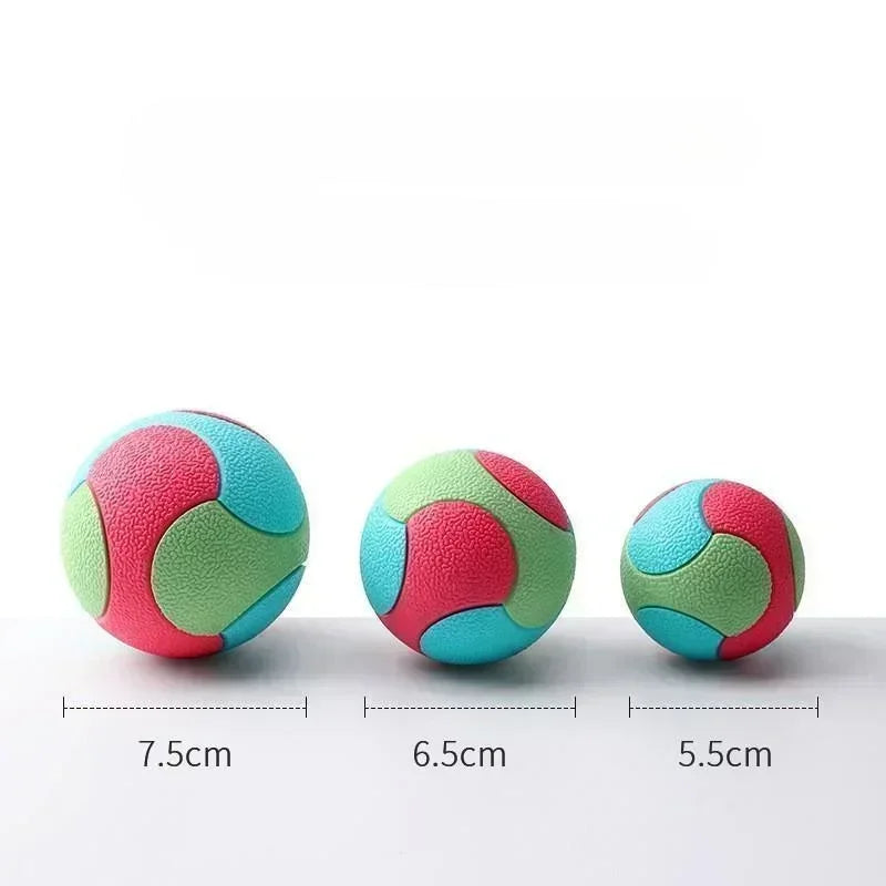 dimension de la balle chien durable à mâcher pour chien. Dimension de 7,5 cm à 5,5cm. Image produit Boutiquechien