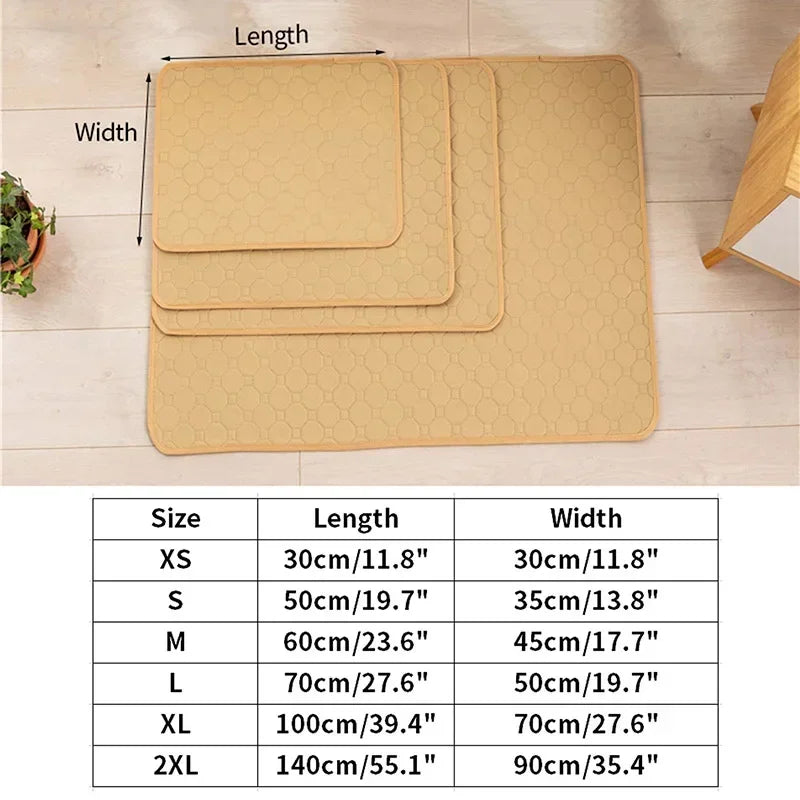 Tapis chien ultra absorbant de couleur beige parfait pour tout les chiens. Les dimensions vont de XS à XXL parfait pour les chiens. Image produit Boutiquechien