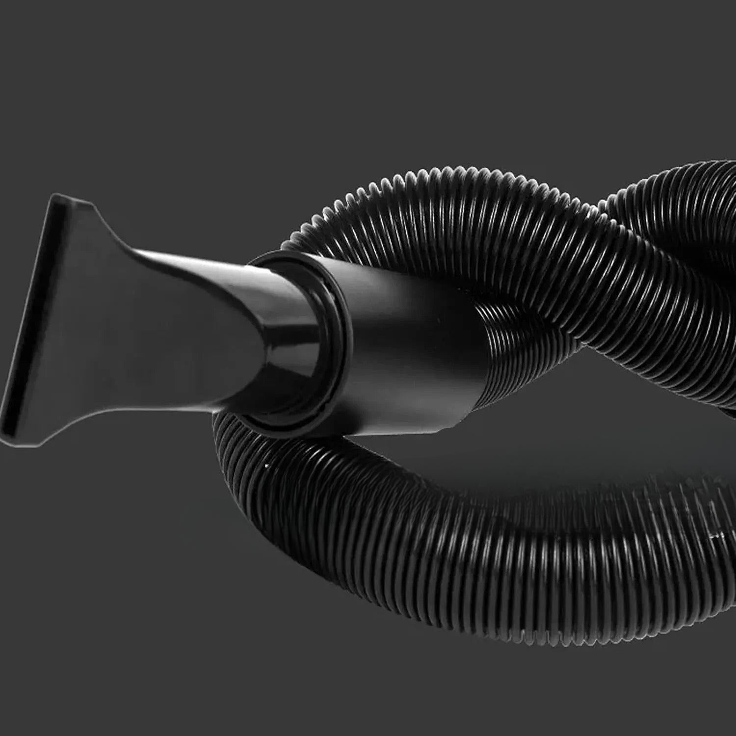 Image du tuyau du pulseur chien noir avec un embout fin emboité dessus. Image produit Boutiquechien