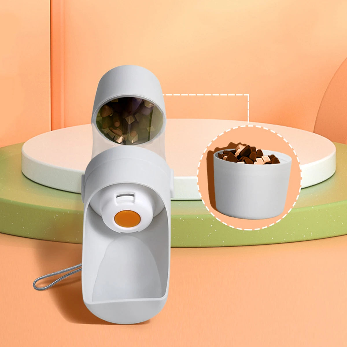 Gourde portative pour chien avec réservoir croquette 