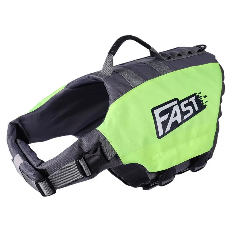 Gilet pour chien de sauvetage de couleur vert avec comme logo "fast". Le harnais pour chien est de couleur vert et gris. Image produit Boutiquechien