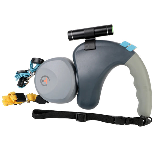 Laisse enrouleur de couleur gris. La laisse enrouleur est de couleur gris est double pour chien avec une lampe intégré. Image produit Boutiquechien 