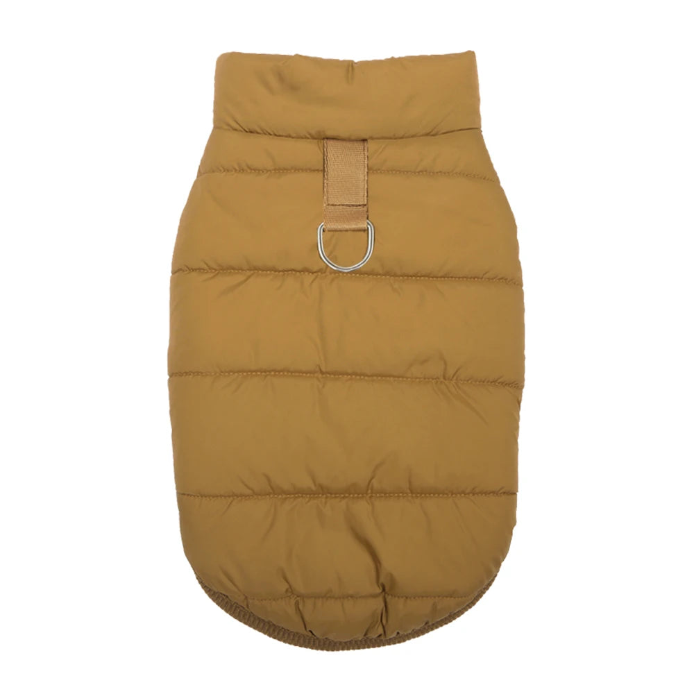 Manteau pour chihuahua de couleur kaki pour les petits chien avec sur le dos un anneau. Image produit Boutiquechien