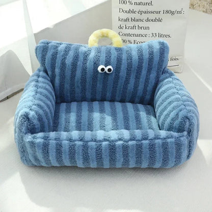 Panier chien rigolo de couleur bleu style velours. Le panier est parfait pour les petits chiens. Image produit Boutiquechien