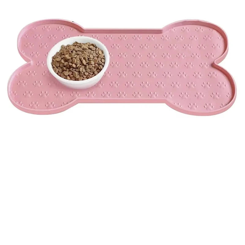 Tapis de gamelle chien humour de couleur rose avec un tapis en forme d'os avec un bol de croquette