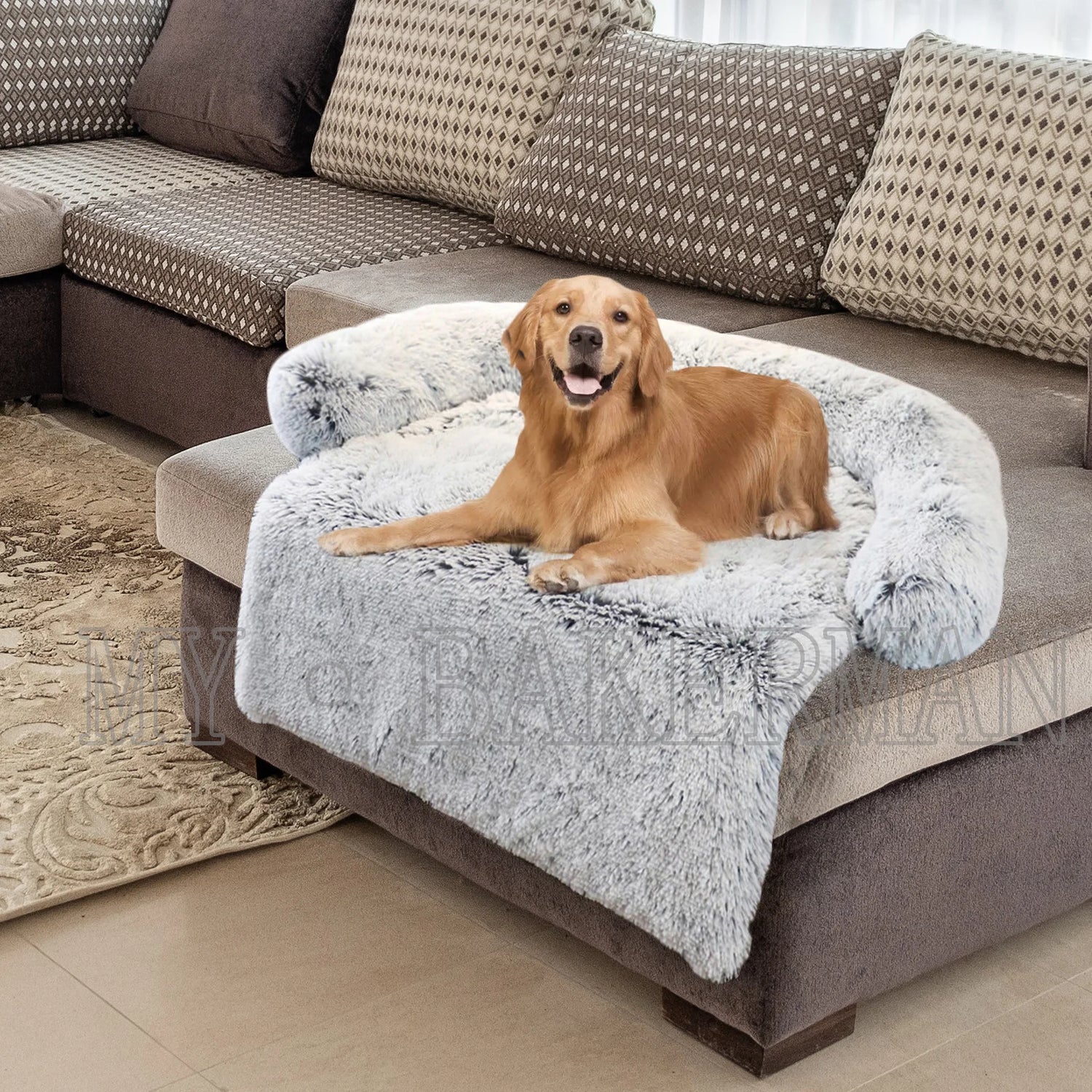 Tapis pour chien lavable en machine avec un chien sur un canape