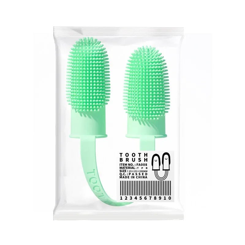 Brosse a dent double doigt de couleur vert claire  dans un sachet plastique. Image produit Boutiquechien