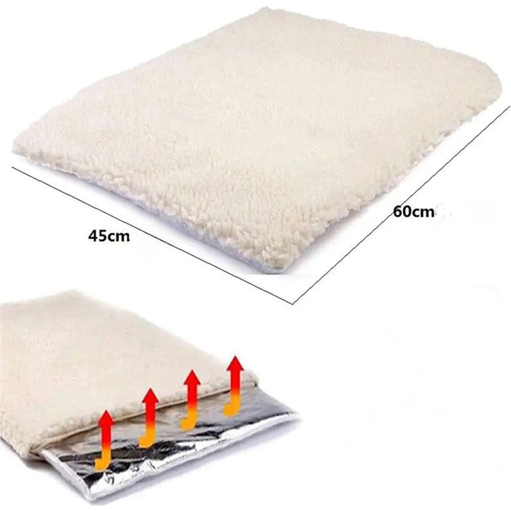 tapis chein auto chauffant de couleur blanc de dimensions 60cm et 45 cm auto chauffant de couleur blanc. Image produit Boutiquechien