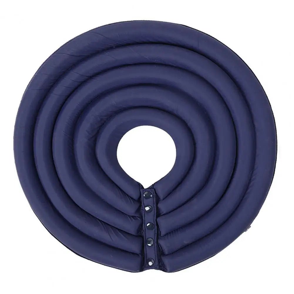 Collerette pour chien de couleur bleu foncé en forme de rond. Image produit Boutiquechien