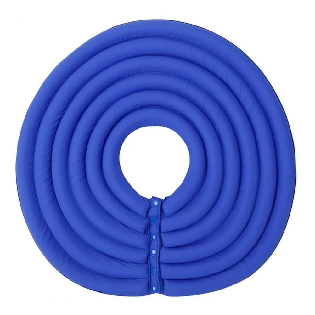 Collerette pour chien de couleur bleu foncé en forme de rond. Image produit Boutiquechien