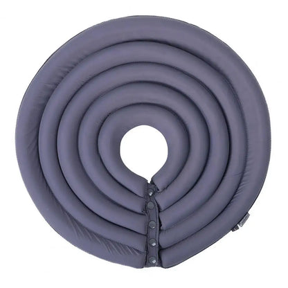 Collerette pour chien de couleur gris foncé en forme de rond. Image produit Boutiquechien