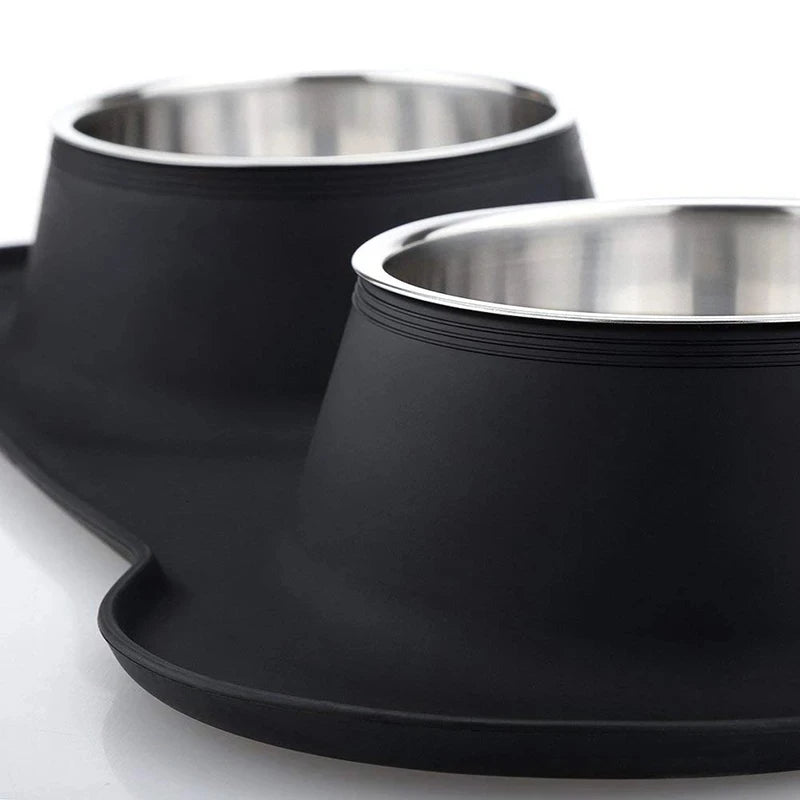 Gamelle pour chien de couleur noir et inox avec protection en silicone noir. Image produit Boutiquechien