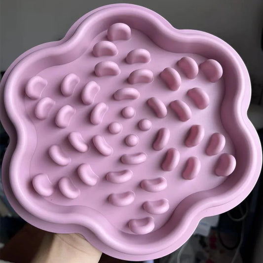 Gamelle en silicone pour chien de couleur violet. Image produit Boutiquechien