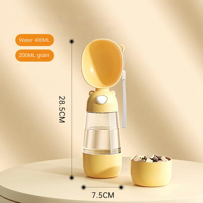 gourde d'eau et friandises pour chien de couleur jaune avec une capacité de 400 ml d'eau et 200ml de friandises. le produit possède des dimensions du produit. Image produit Boutiquechien